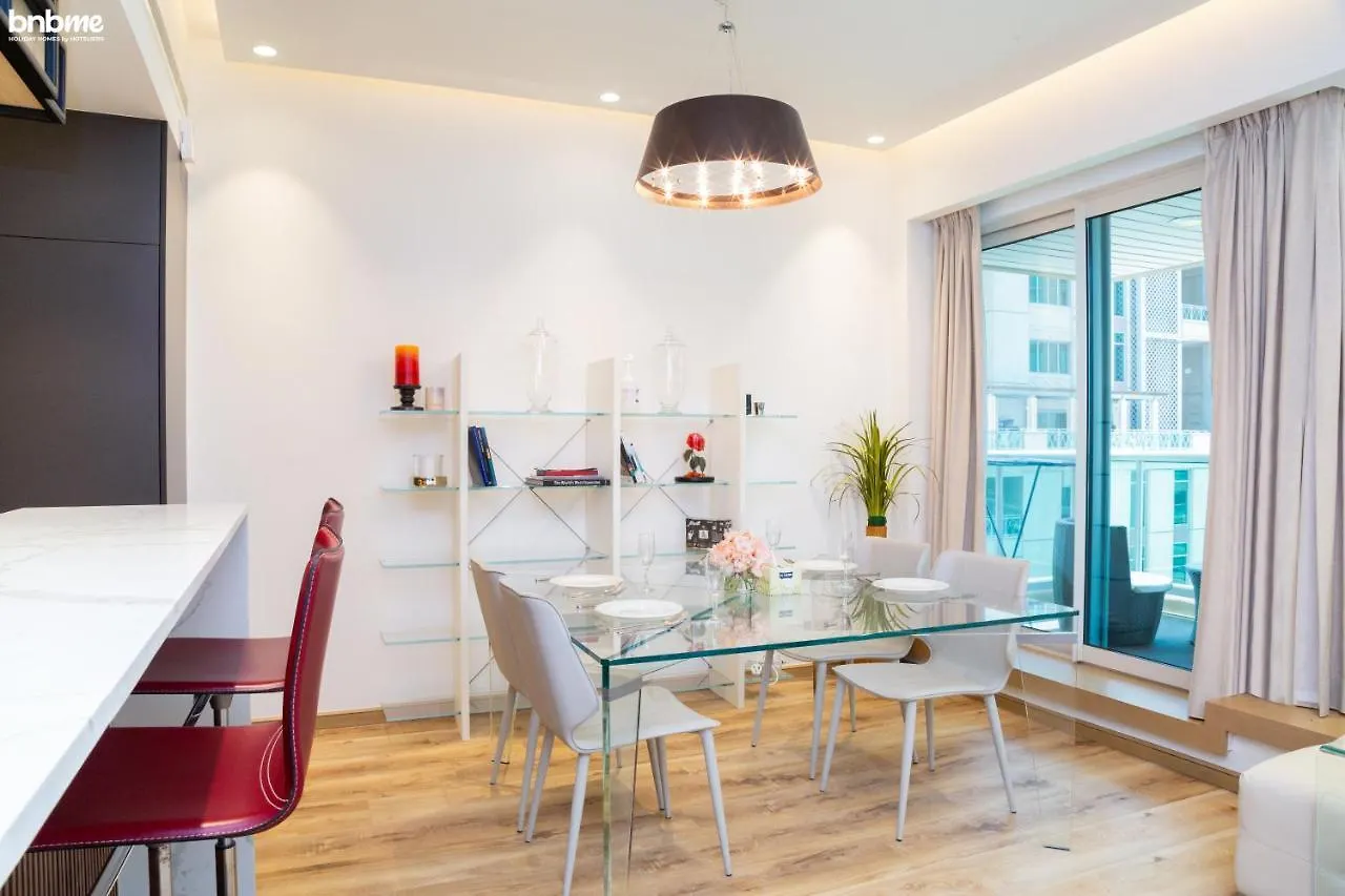 Designer Apartment On The Marina Walk 아랍에미리트