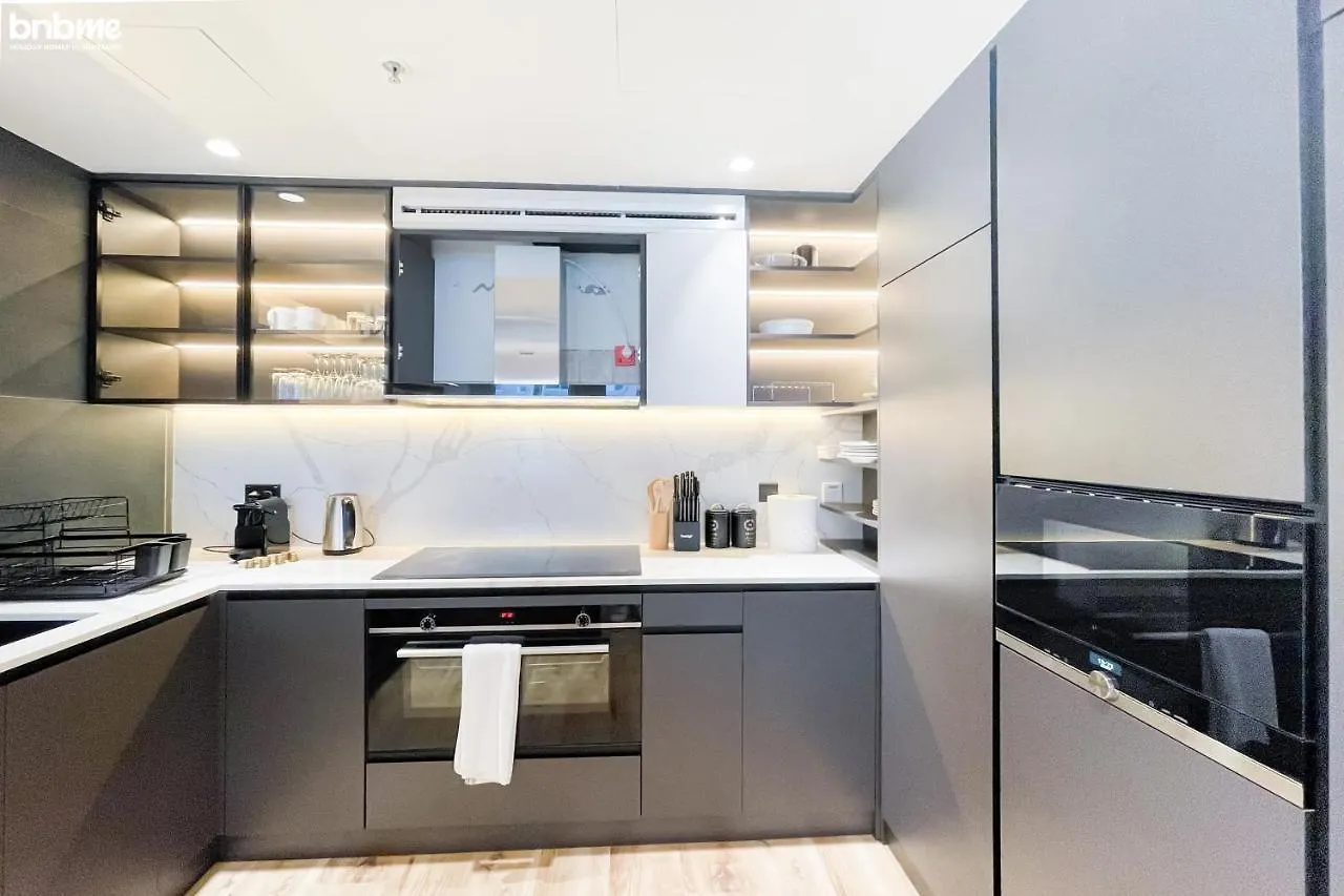 Designer Apartment On The Marina Walk 0*, 두바이 아랍에미리트